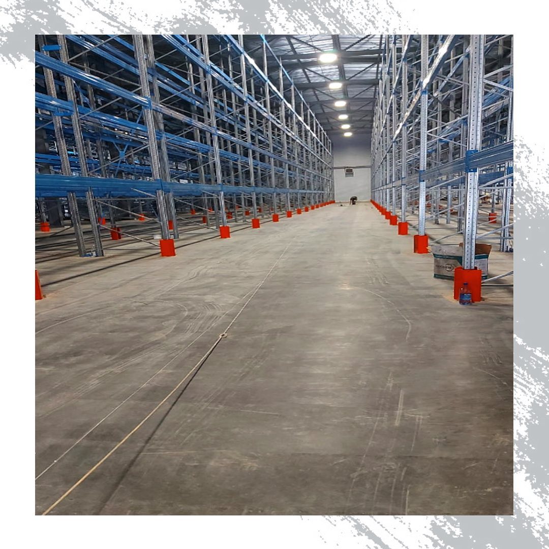 Обустройство склада «Русский Разгуляйка» (Красноярск) материалами Refloor®️